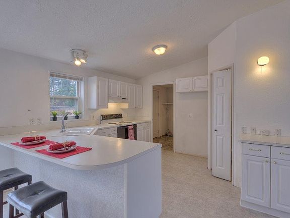 2nd image of 6402 203rd Street Ct E
