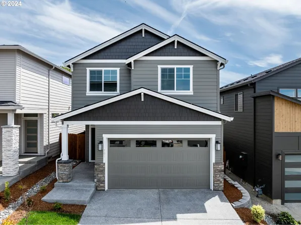 705 NW 174th St, Ridgefield, WA 98642