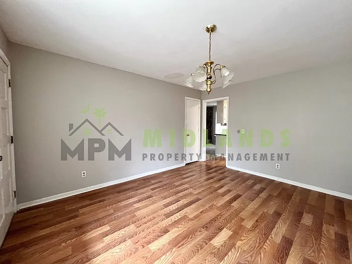 357 Creighton Dr — Photo 30