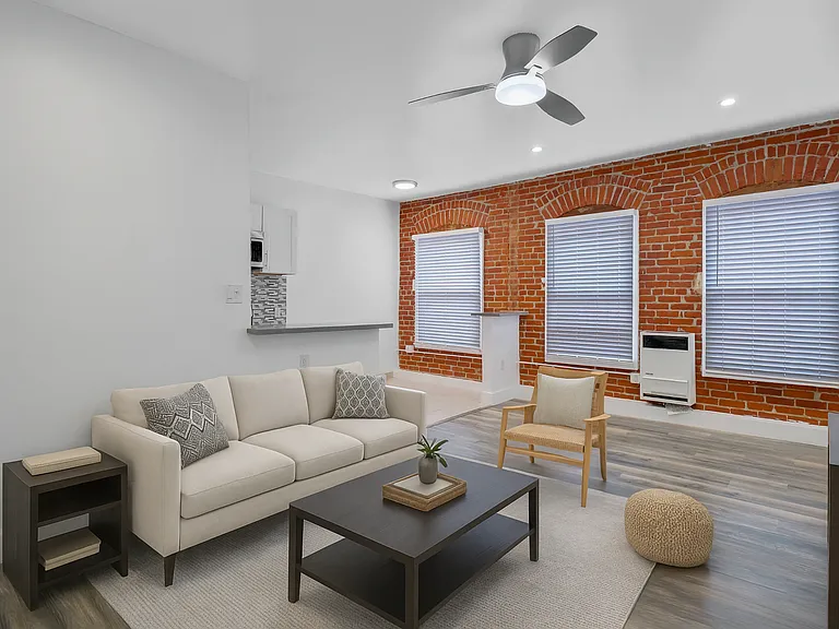 4 WEEKS FREE ON A 13 MONTH LEASE — Photo 18