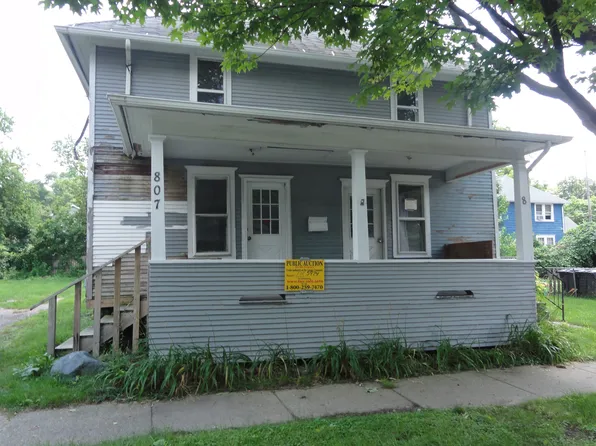 805 Maltby St, Jackson, MI 49202