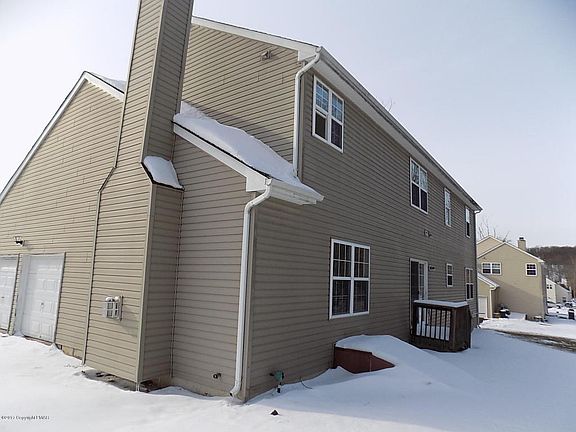 4th image of 3203 Mountain Laurel Dr