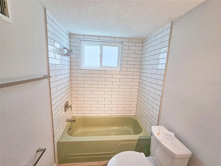 5900 Shore Blvd S #101 — Photo 23