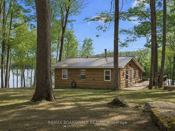 116 Mill Bay Ln, South Frontenac, ON K0H 2B0