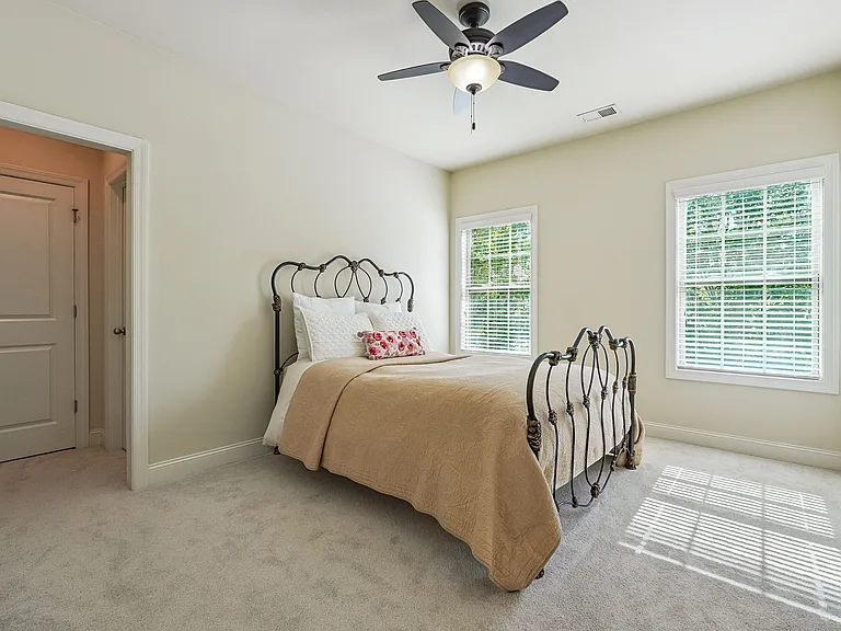 715 Saybeck Way — Photo 27