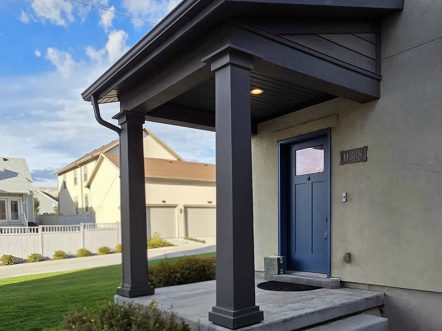 3 bed, 1364 sqft, $2,400 — Photo 2