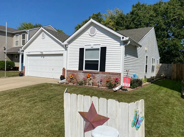 6737 Earlswood Dr, Indianapolis, IN 46217