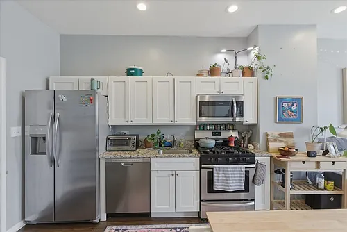 1656 W Cortland St #5C Photo 1