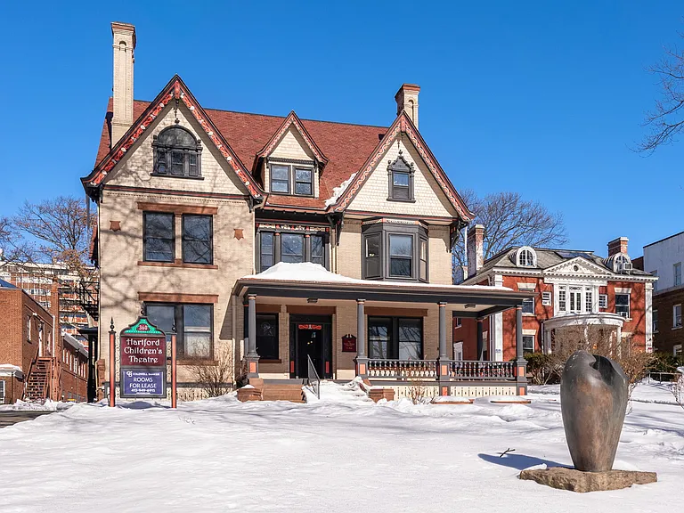 360 Farmington Ave #11 — Photo 10