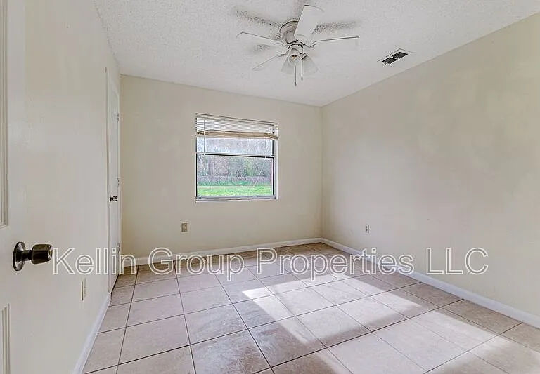 860 Fox Lake Dr — Photo 14