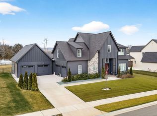 7017 Lampkins Crossing Dr, College Grove, TN 37046