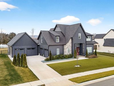 7017 Lampkins Crossing Dr, College Grove, TN, 37046