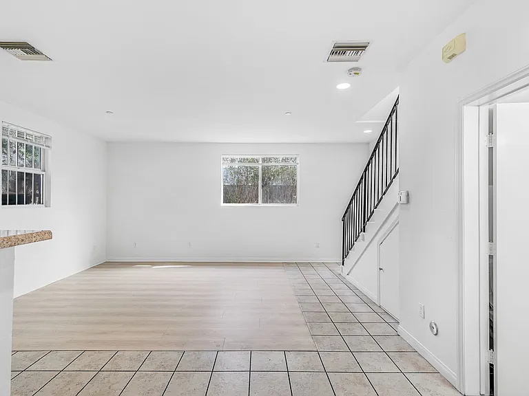 8729 Willis Ave. — Photo 9