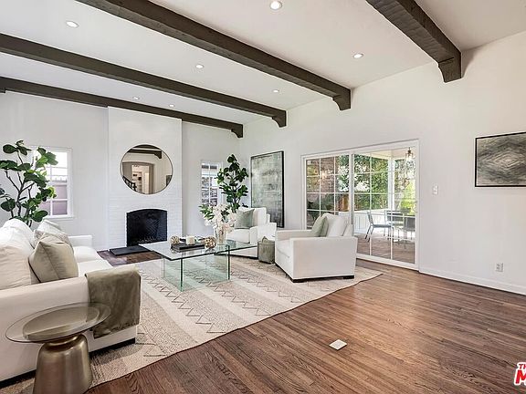 2nd image of 3079 Patricia Ave