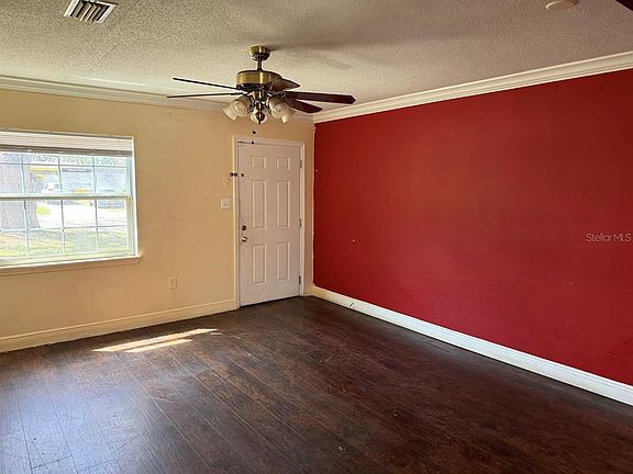3rd image of 4213 Seybold Ave