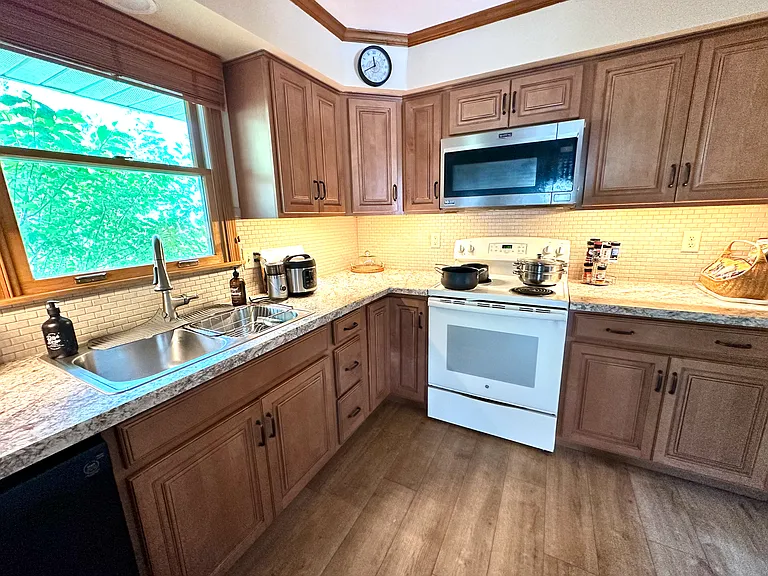 60 Belmar Dr — Photo 5