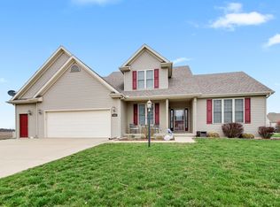 504 Sumter Ct, Saint Joseph, IL 61873