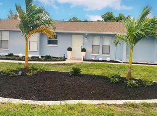 228 SW 43rd Ln, Cape Coral, FL 33914