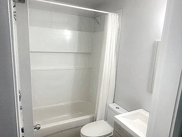 Apollo Apartments — Photo 3