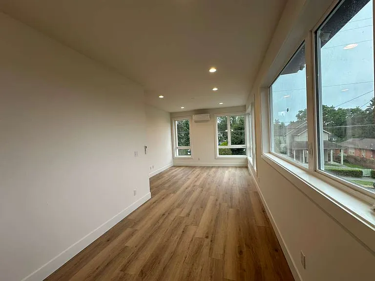4318 SW Holly St — Photo 17