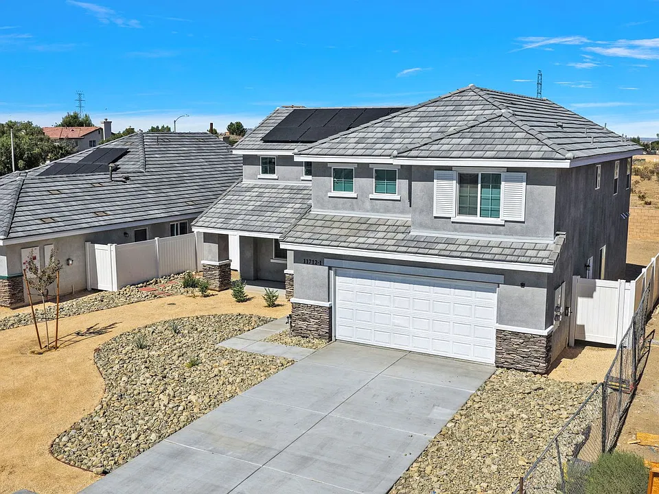 11712 Sebastian Rd