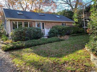 51 Gerard Rd, Yaphank, NY 11980