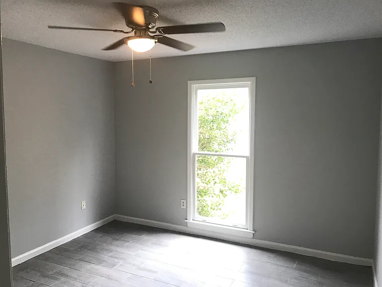 7028 Ashaway Cv — Photo 19