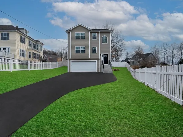 2 Papineau St, Worcester, MA 01603