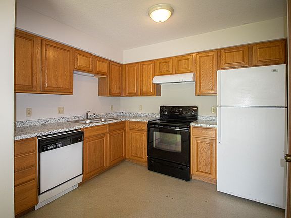 5th image of 3613 Greeley Dr #3611