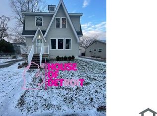 6225 Arthur St, Westland, MI 48185