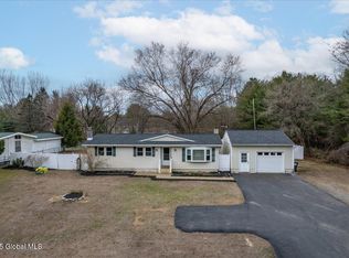 144 Edie Rd, Saratoga Springs, NY 12866