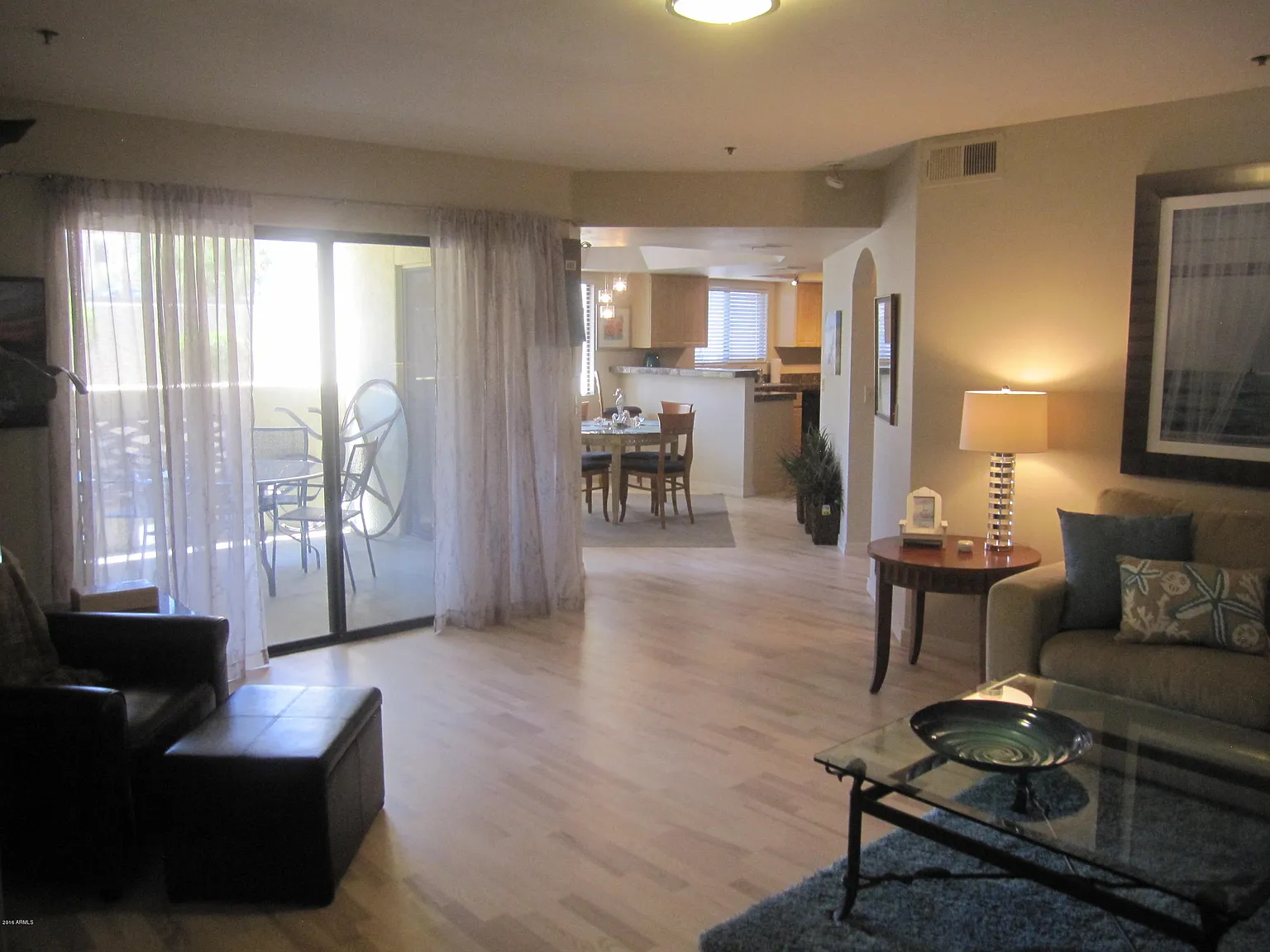 1 bed, 1.0 bath, 1069 sqft, $1,750 — Photo 2