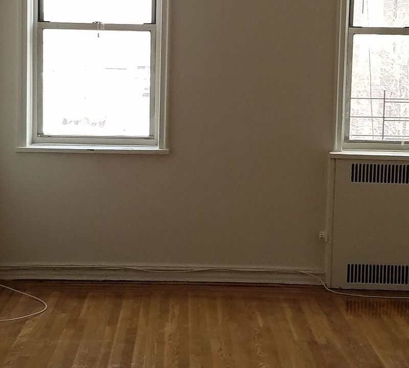 1st image of 4215 81st St APT 5R