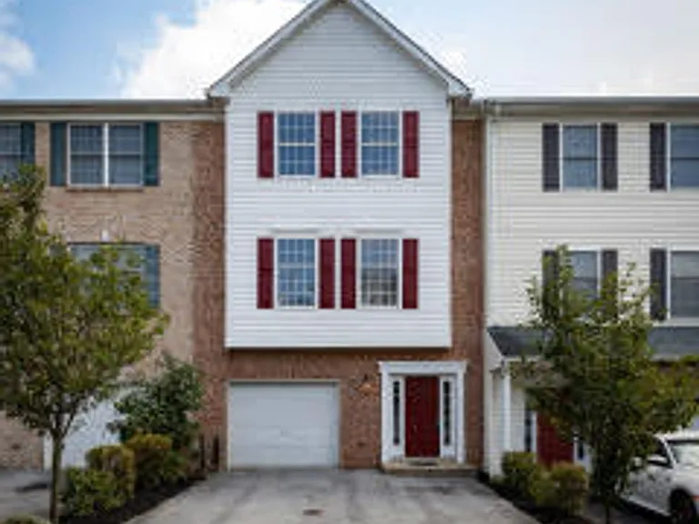 113 Pumpkin Patch Ln — Photo 1