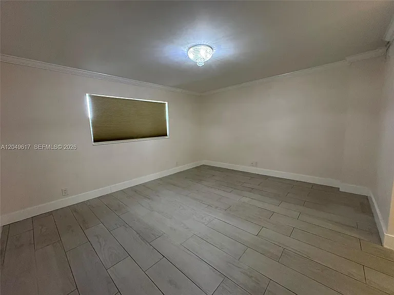 900 NE 12th Ave #703 — Photo 10