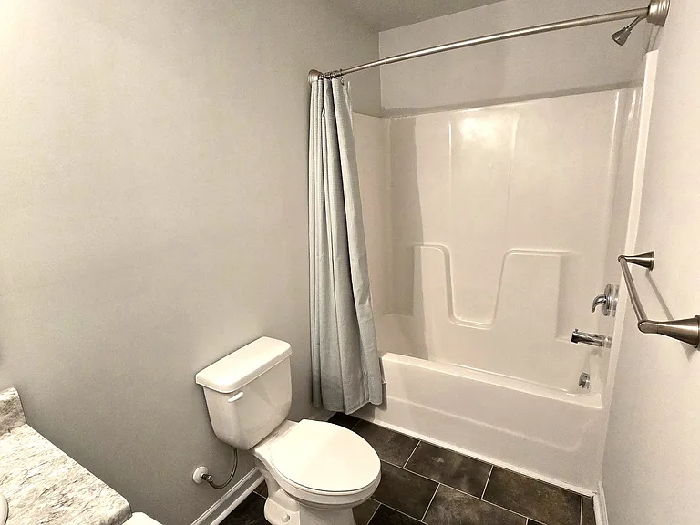 824 Conductor Ct — Photo 15