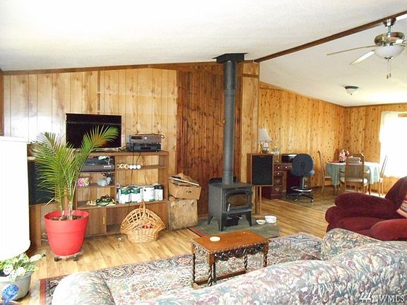 2nd image of 71 E Wolf Dr