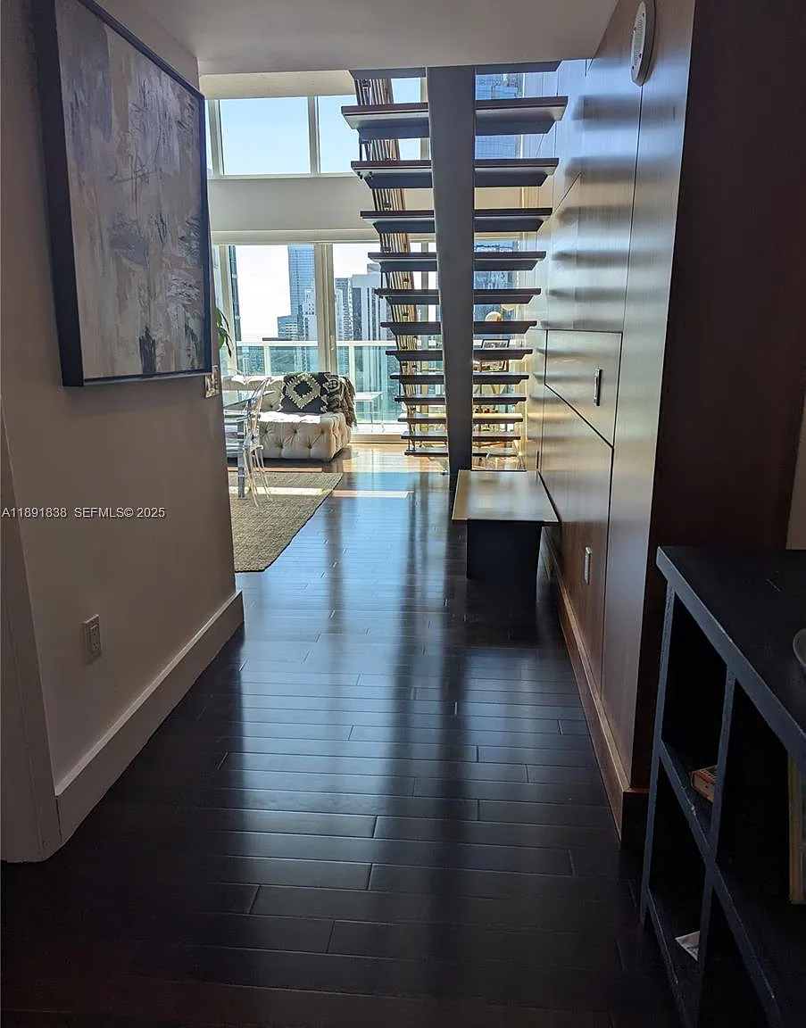 2 bed, 1289 sqft, $7,450 — Photo 1