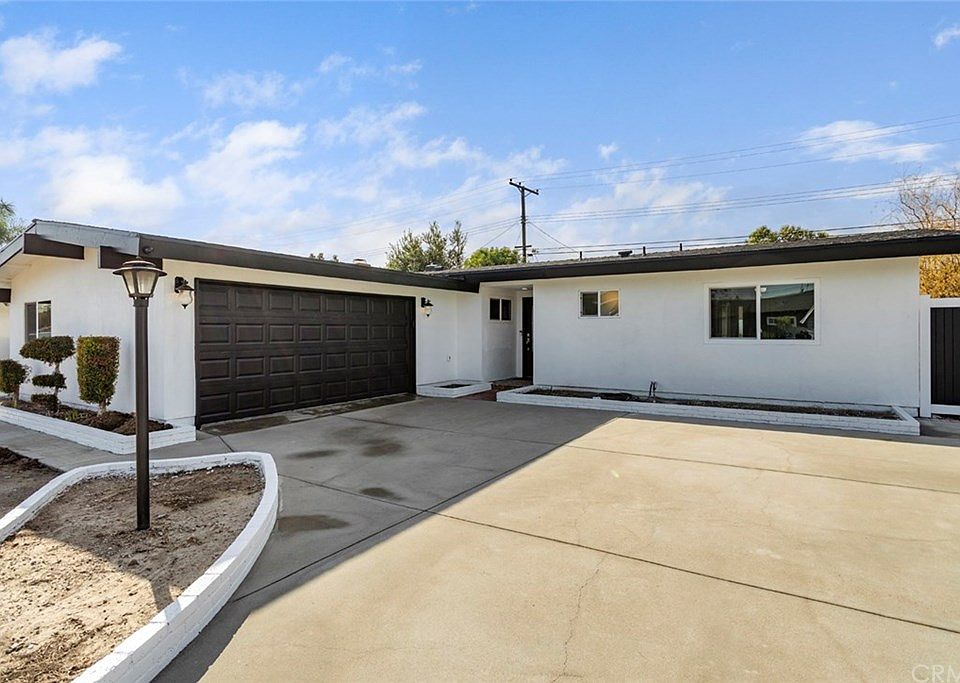 1st image of 11539 Groveland Ave