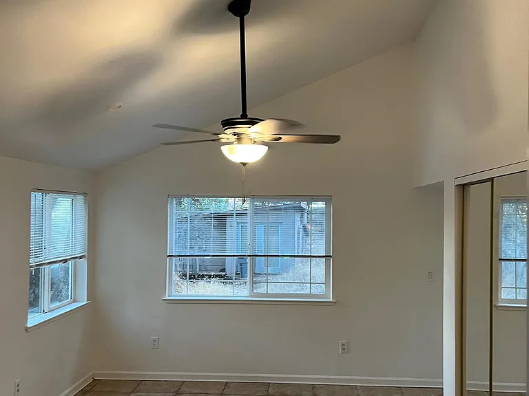 111 Covey Rd — Photo 22