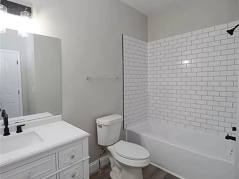 197 Polar Rock Rd SW — Photo 4