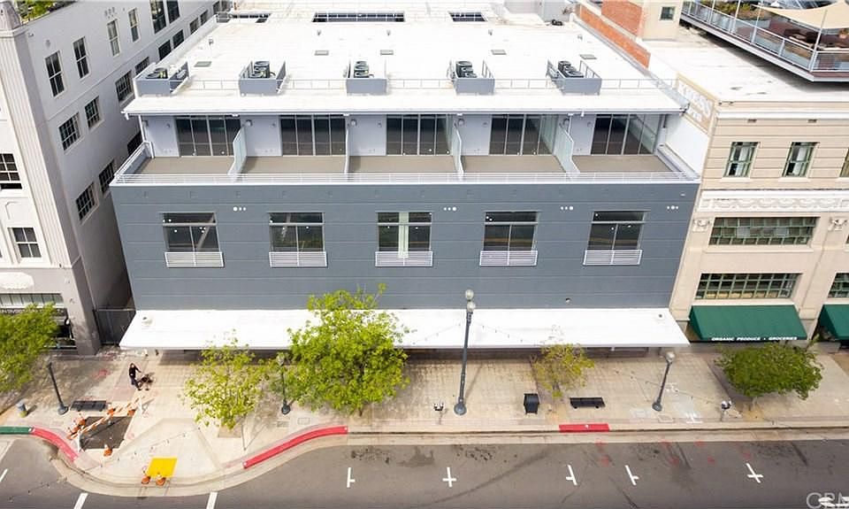 1st image of 433 Pine Ave #408