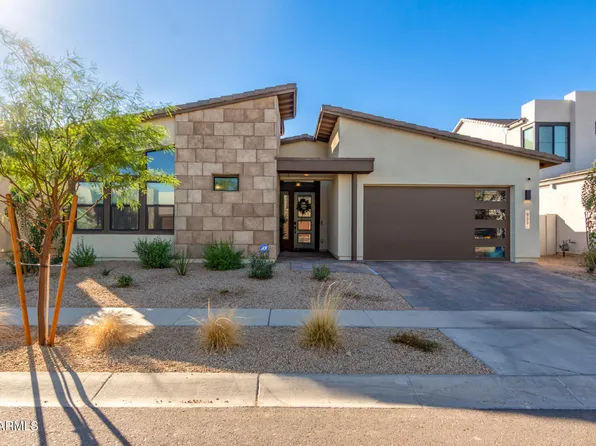 933 E PIEDMONT Road, Phoenix, AZ 85042