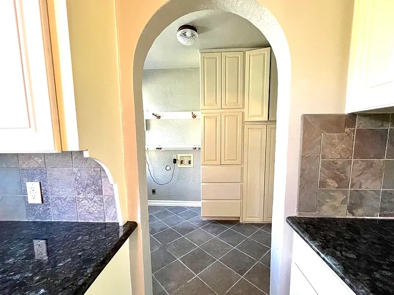 4785 Cumberland Cir — Photo 25