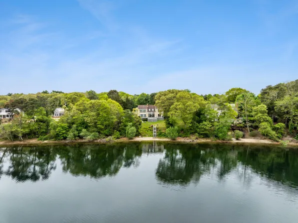 376 Flint Street, Barnstable, MA 02630