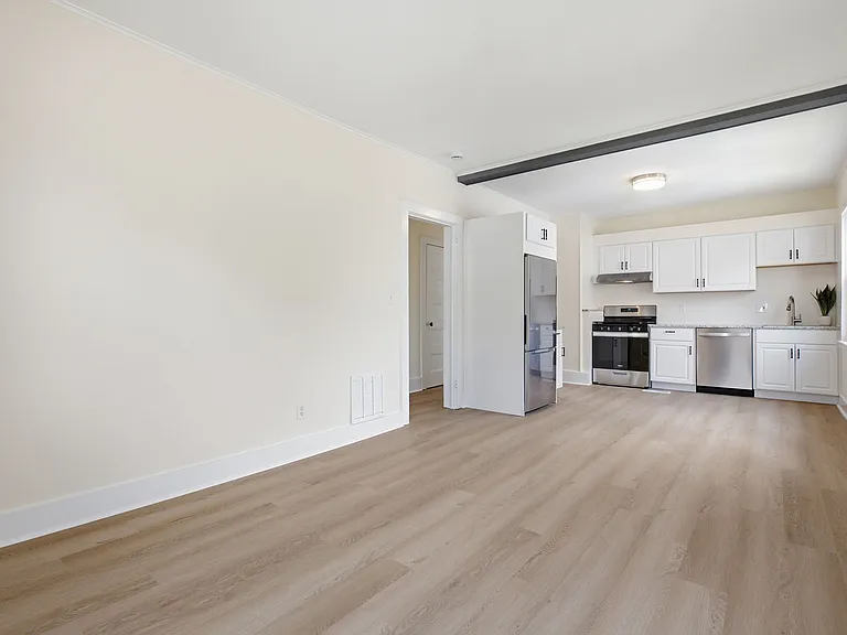 84 Sherwood Pl #2 — Photo 10