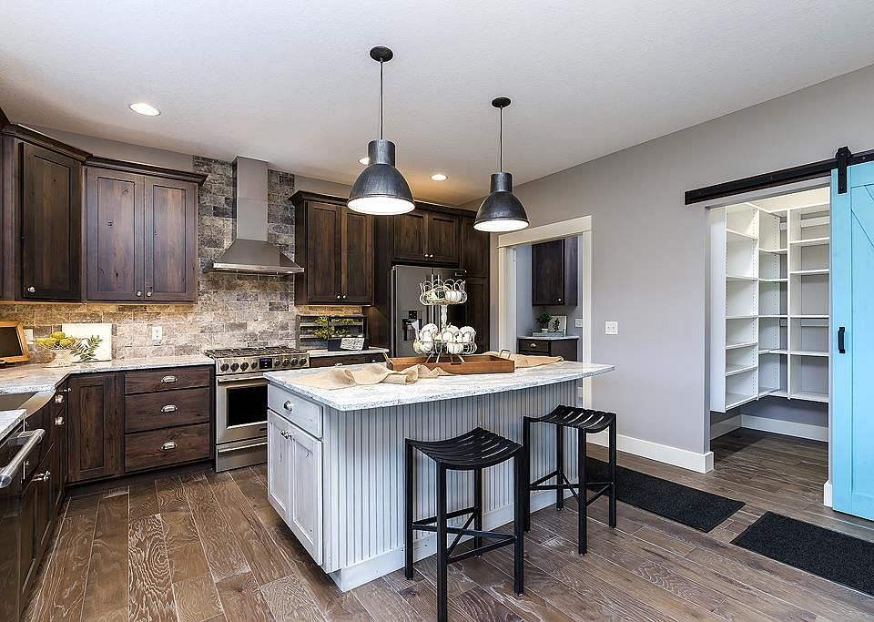 2nd image of 6702 Joseph Way