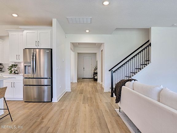 5th image of 3132 FIRETHORN Circle