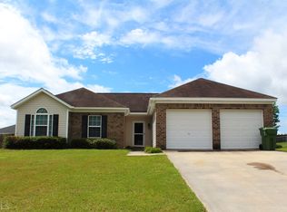 9022 Whispering Pines Blvd, Statesboro, GA 30458