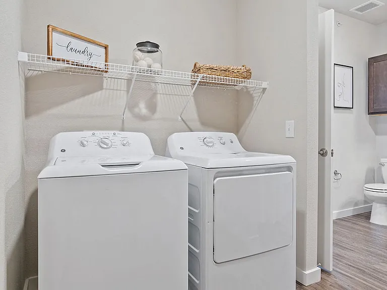 Breeze - 1 Bed / 1 Bath - 682 Sq.Ft.